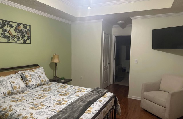 Perfect 3-bedroom, 2 full bath home in Northport AL 7 miles from Bryant Stadium