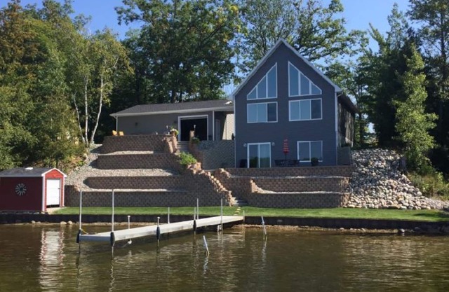 Perfect Family Vacation Spot For All Seasons - on Long Lake - Hale, MI