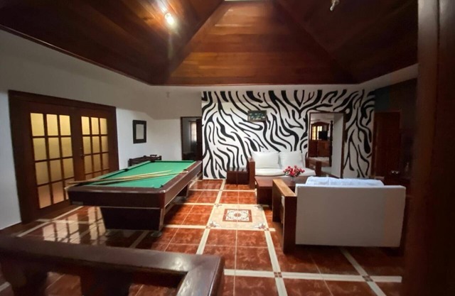 Perfect for family reunion, 3 minutes from restaurant 20 min away/from lake