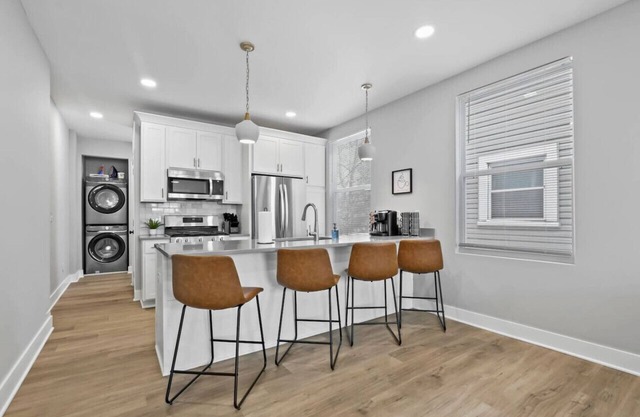 Perfect for larger groups + Hot Tub!