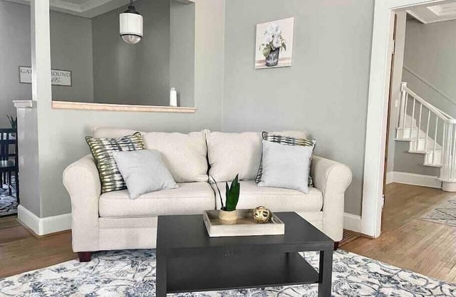 Perfect for the Family - Greenwood Charmer