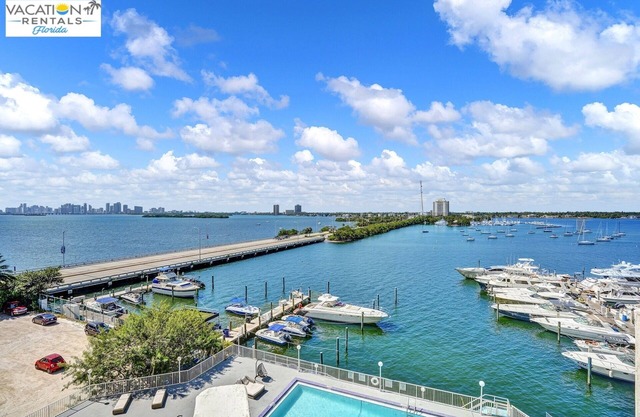 Perfect Gateway water view + pool access
