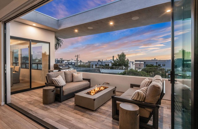 Perfect Hermosa Beach Family House!-5 mins from beach