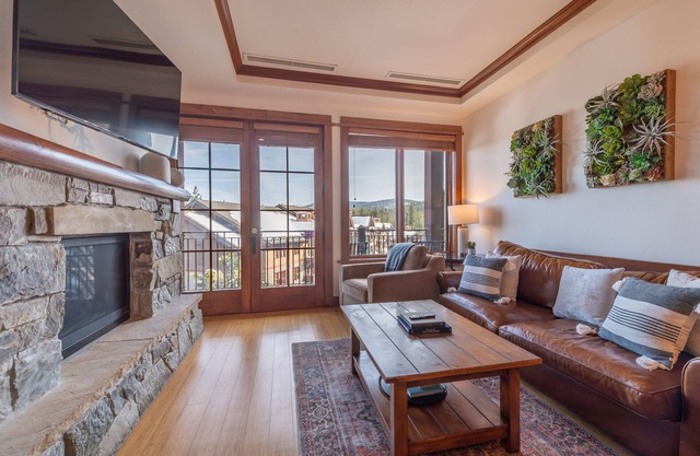 Perfect location❤️ 1 bed/1 bath retreat in the heart of Northstar Village
