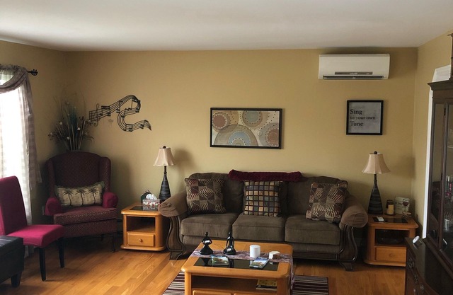 Perfect Location - 10 Minutes From Downtown Charlottetown
