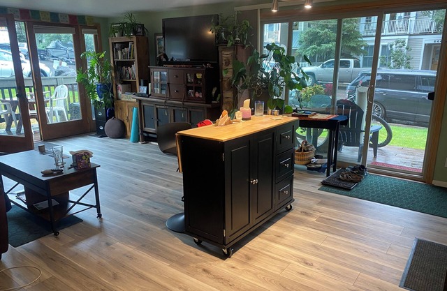 Perfect location for your long Telluride weekend!