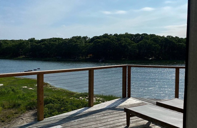Perfect Mid-Century Private Waterfront East Hampton Retreat!