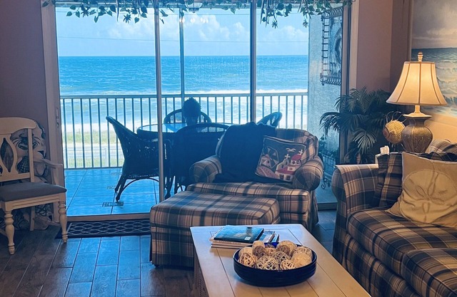 Perfect Oceanfront Condo in Flagler Beach!