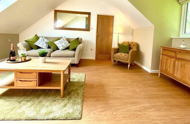 Perfect, Private, Couples Retreat - New Forest