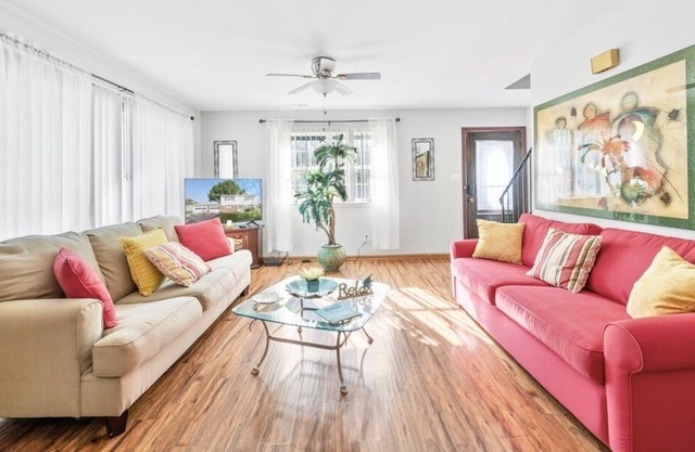 Perfect Private Getaway Minutes to Virginia Beach!