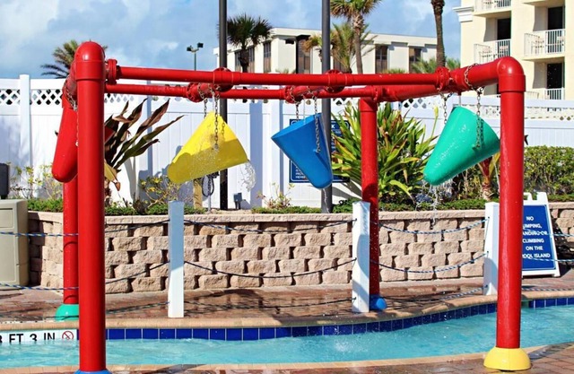 Perfect Vacation! 2 Spacious Units, Near Boardwalk Amusement Area and Pier