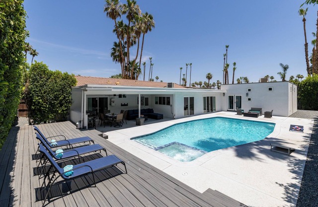 Perry's Paradise - Resort Style Paradise!