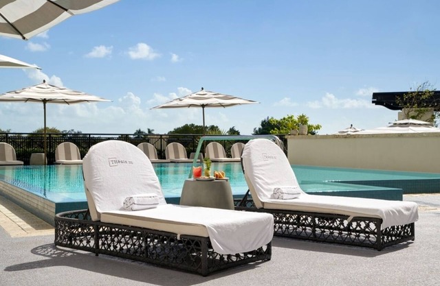 Pet-friendly Accommodation Near Miami Airport and Vizcaya Museum & Gardens!