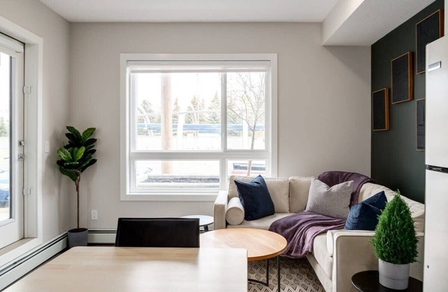 Pet Friendly Apartment w/Free Underground Parking