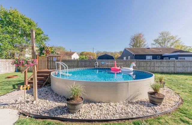 Pet-Friendly Bay Escape w/Pool