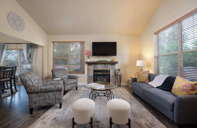 Pet-Friendly | Bend Sanctuary for 6!