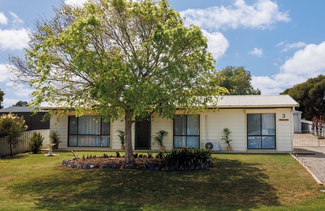 Pet Friendly Coastal Village Getaway - perfect for couples or small families