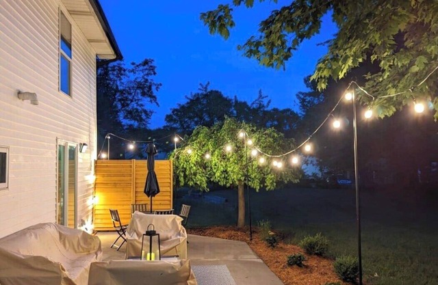 Pet-friendly country home near beaches, wineries