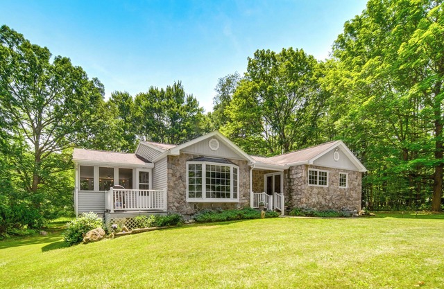 Pet-Friendly Espyville Home w/Yard & Fire Pit!