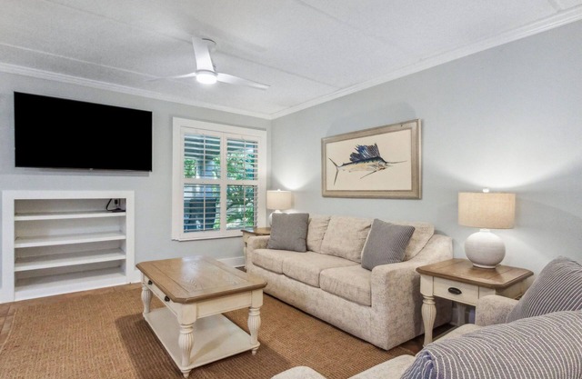 Pet Friendly | Ground Level Sailmaker Villa | Private Covered Patio | Close to Pool