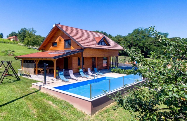 Pet friendly home in Grkavescak
