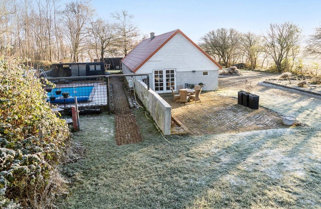 Pet friendly home in Karby