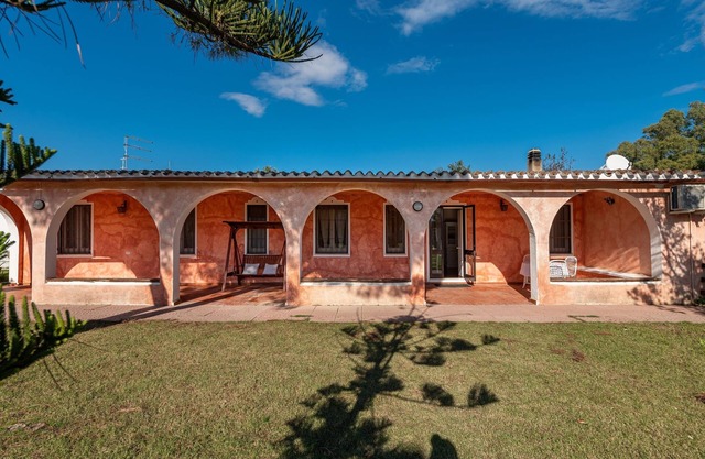 Pet-Friendly Villa Serra on the Seaside with Private Tennis Court