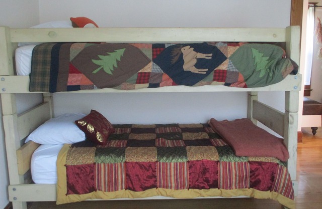 Pet Friendly, Large Family Home in Quiet Neighborhood