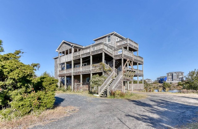 Pet-friendly Waterfront Outdoor Haven w/Pool, Hot Tub, Paddleboat