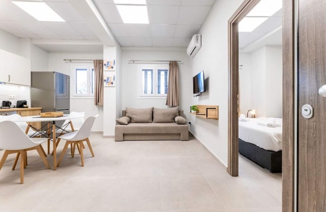 Petit and cozy apartment in Nea Ionia