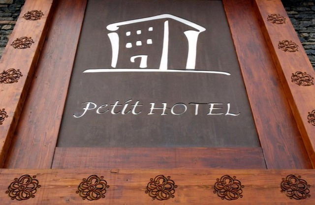 Petit Hotel