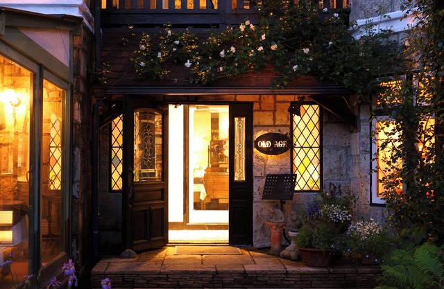 Petit Hotel & Restaurant Old Age