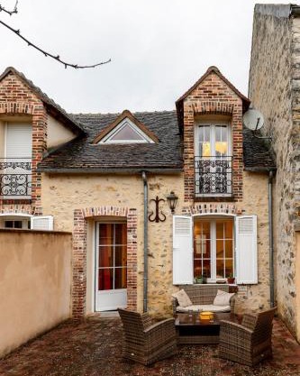 Petite maison de charme proche de Fontainebleau