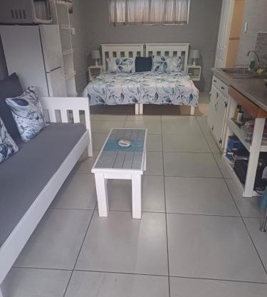 Petite Selfcatering Accommodation Struisbaai SA
