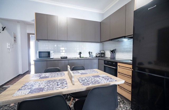 Petralona 2 bedrooms 4 persons apartment by MPS