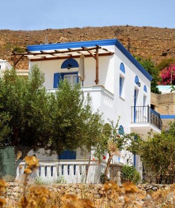 Petroula Apartments II