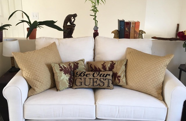 Pets? TNJW Home In SLC! 3 Bdrm 2 Bath, Long-Term! Best Area!