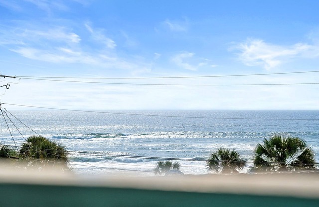 Pets Welcome-Free Covered Parking-WiFi-Beach & Sunsets