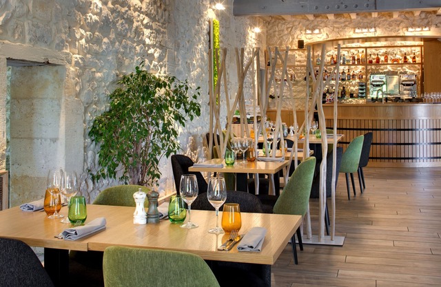 Pey La Tour - Logis Hôtels & restaurant