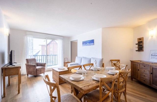 Peyragudes: Appartement 8 pers avec Piscine, Balcon, Proche Pistes, Parking Gratuit