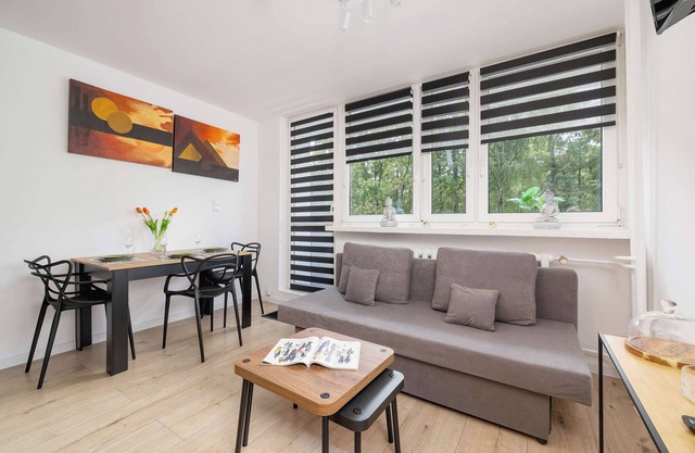 Piastów 5 Katowice | Comfy Apartment | Balcony | Smart TV | Silesian Park, Zoo