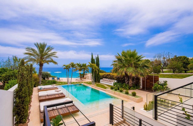 Picasso - Horizonte Club in Nerja