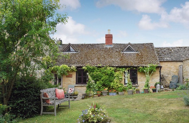 Picket Piece Cottage