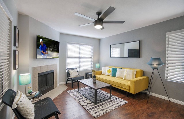 Pickle Ball, Pools, Gym, Trails, More in Updated, McCormick Ranch Condo