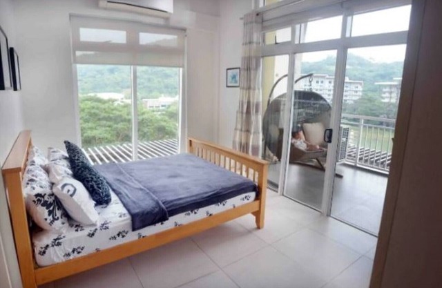 Pico de loro 3Bedroom Unit for Rent