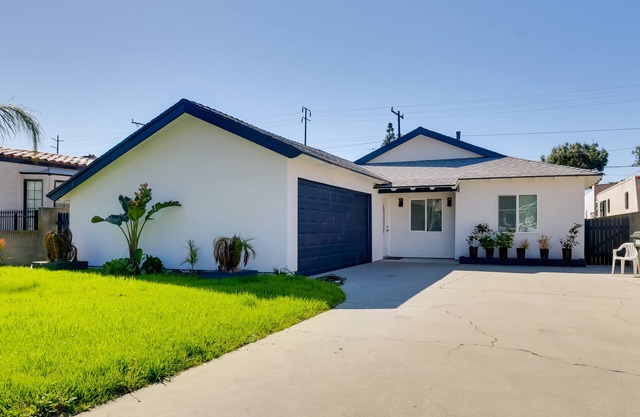 Pico Rivera Home w/Patio ~ 20 Mi to Disney!