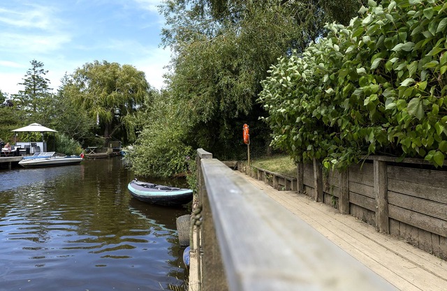 Picturesque 5 bedroom Riverside Cottage in Rye, East Sussex, sleeping 10