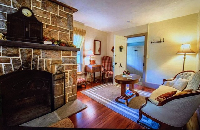 Picturesque family lodge on 28 acres in Sullivan 'county