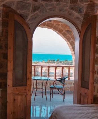 Pidgeon Lodge - Tunis Village