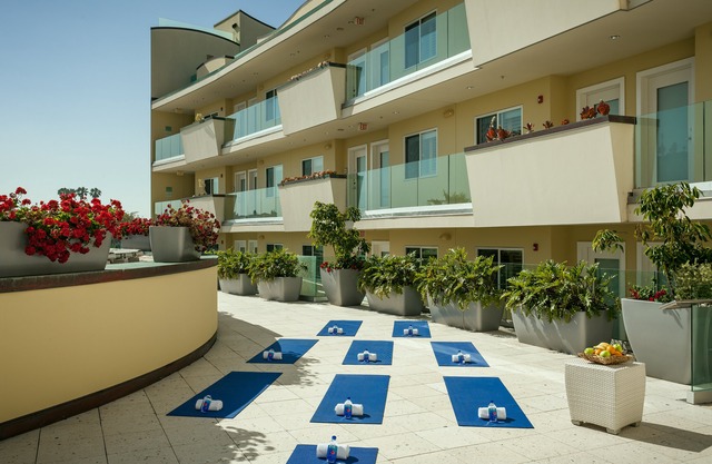 Pier South Resort, Autograph Collection